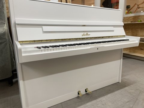 Pfeiffer piano wit mat 112 cm 6