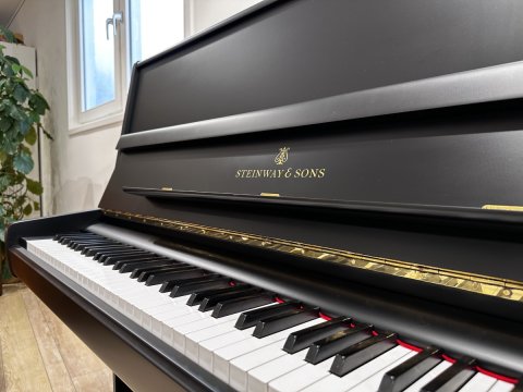 Steinway sons piano model v zw 1