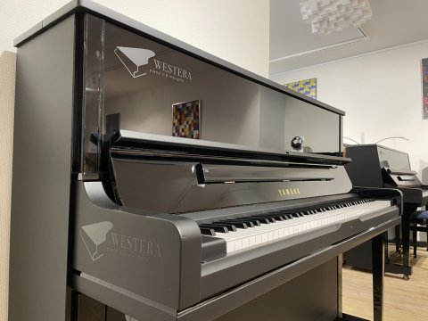 Yamaha piano zwart yus1 121cm hu 1