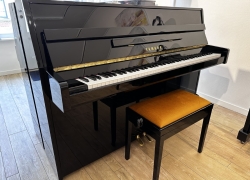 yamaha b1 piano 110cm zwart hoog 1